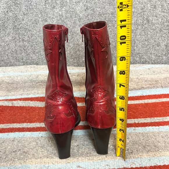 Antonio Melani Women's burgundy  Western Leather mid calf heeled Boots size 8.5 - Picture 7 of 16